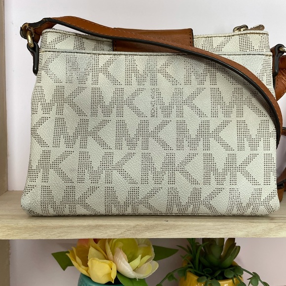 Michael Kors crossbody small bag - Picture 2 of 5